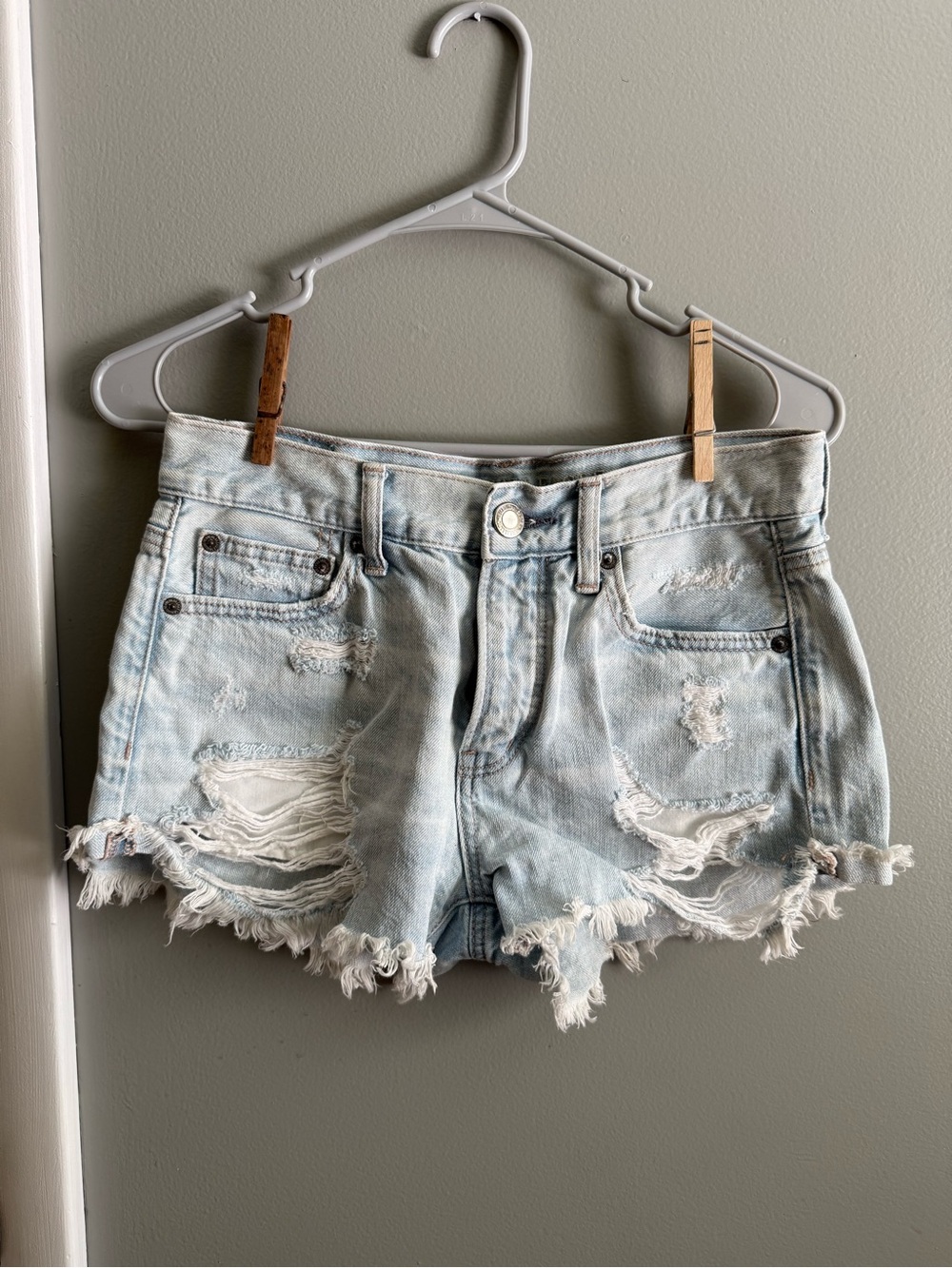 American Eagle Outfitters Light Blue Distressed Denim Cutoff Shorts